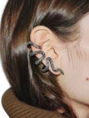 ZARA Pack of 2 Sparkly Earcuffs